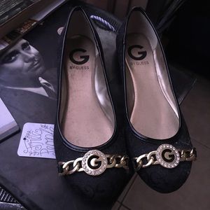 Guess Flats